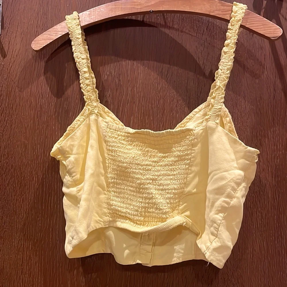 🍋 Ruffle Tank - Picture 6 of 6